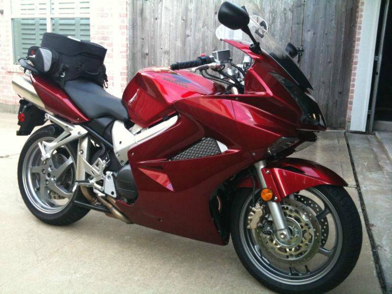 Honda vfr800fi interceptor (1998-2001)