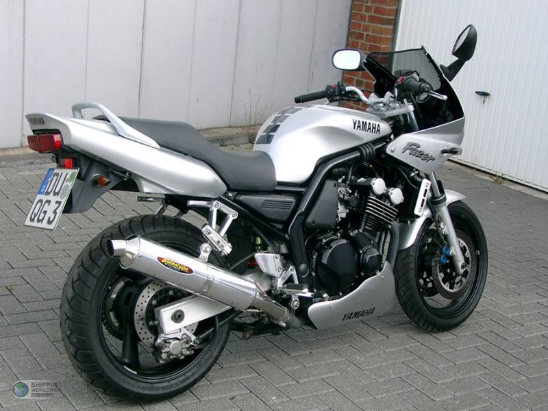 Yamaha fz 1 - обзор, технические характеристики | mymot - каталог мотоциклов и все объявления об их продаже в одном месте
