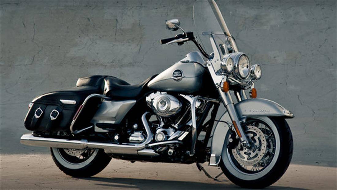 Harley davidson heritage softail vs road king: which one is the best & why?