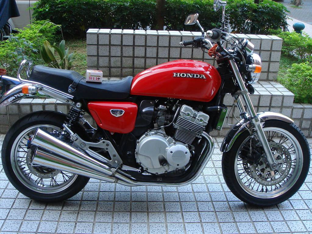 Honda cb400
