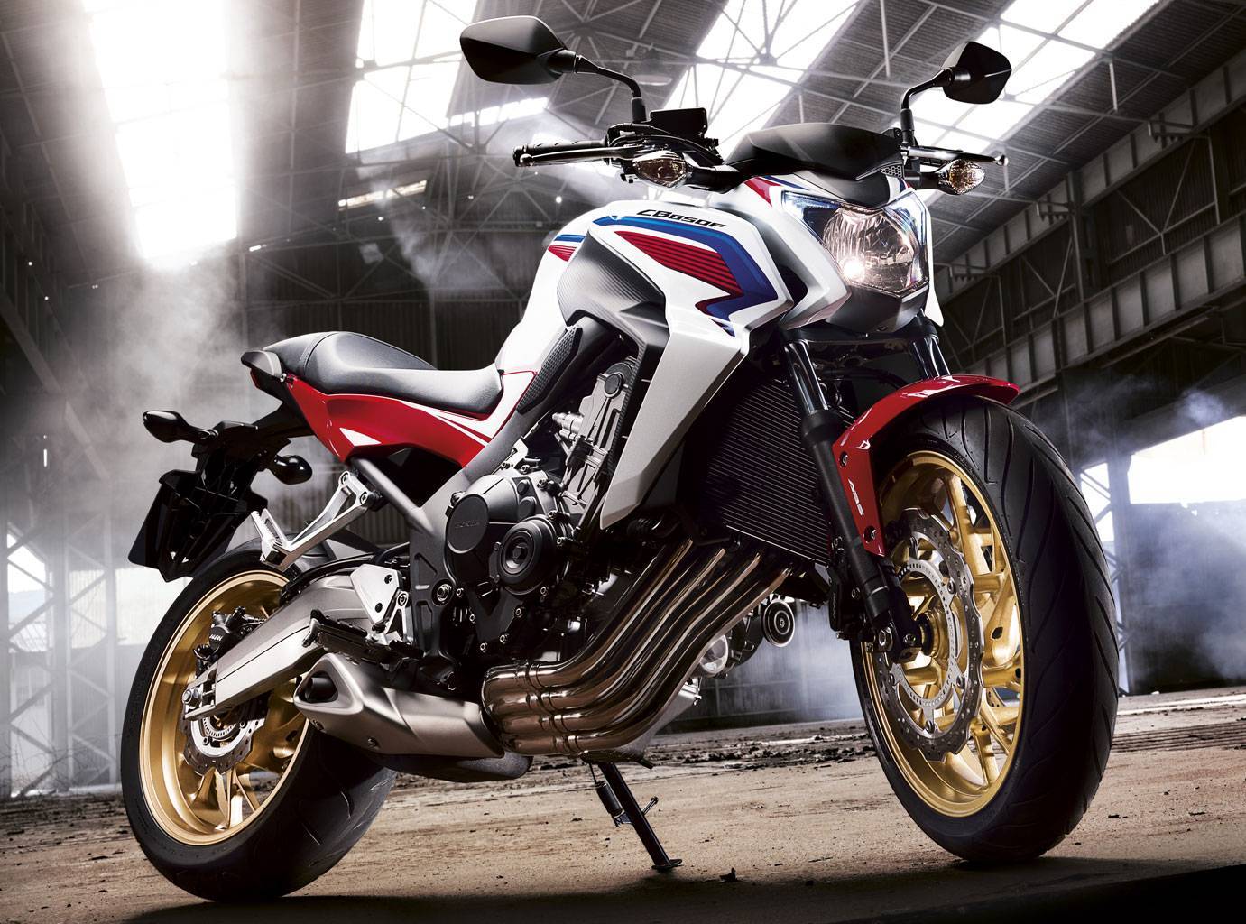 Мотоцикл honda cb 400: технические характеристики и краткий обзор модели