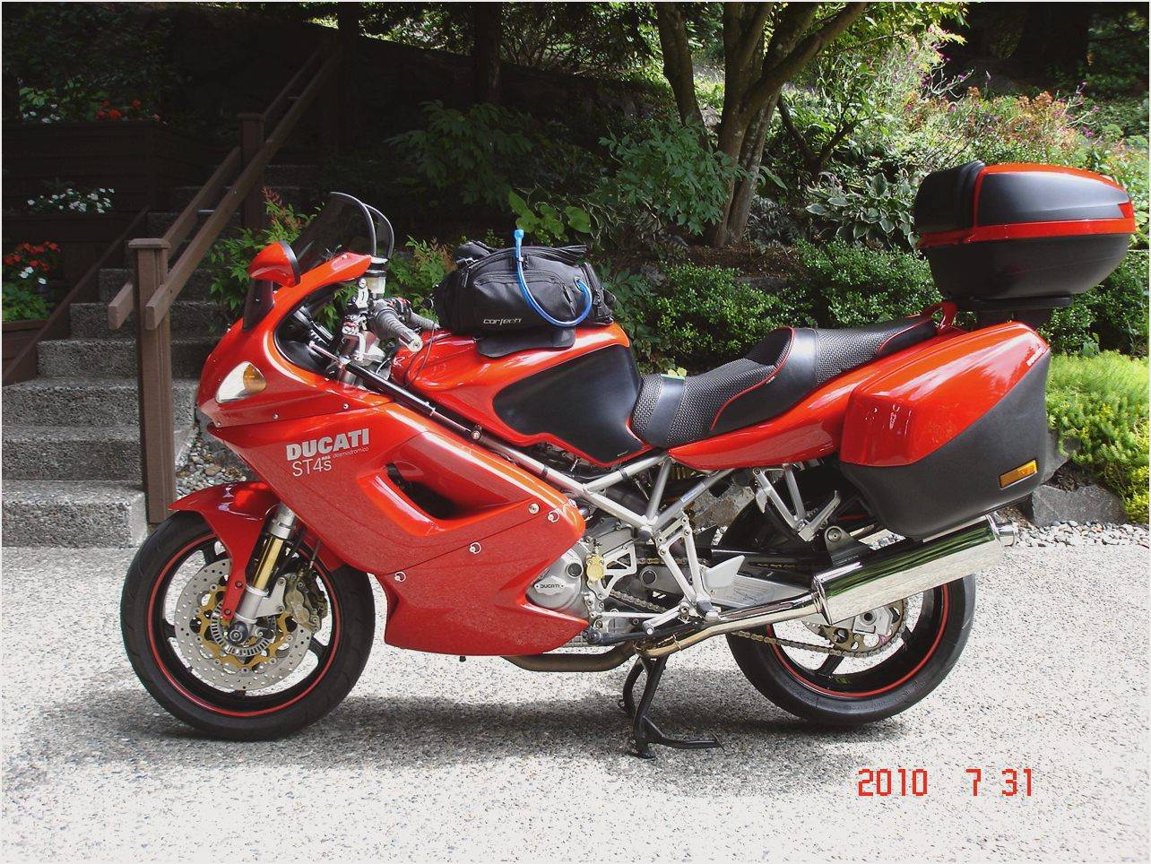 Мотоцикл ducati st4 s abs 2003 – разбираемся в общих чертах