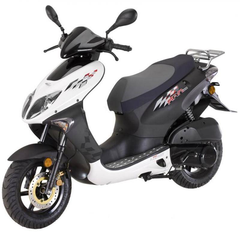 Новинка Keeway City Blade 125 – китайский скутер с японской внешностью