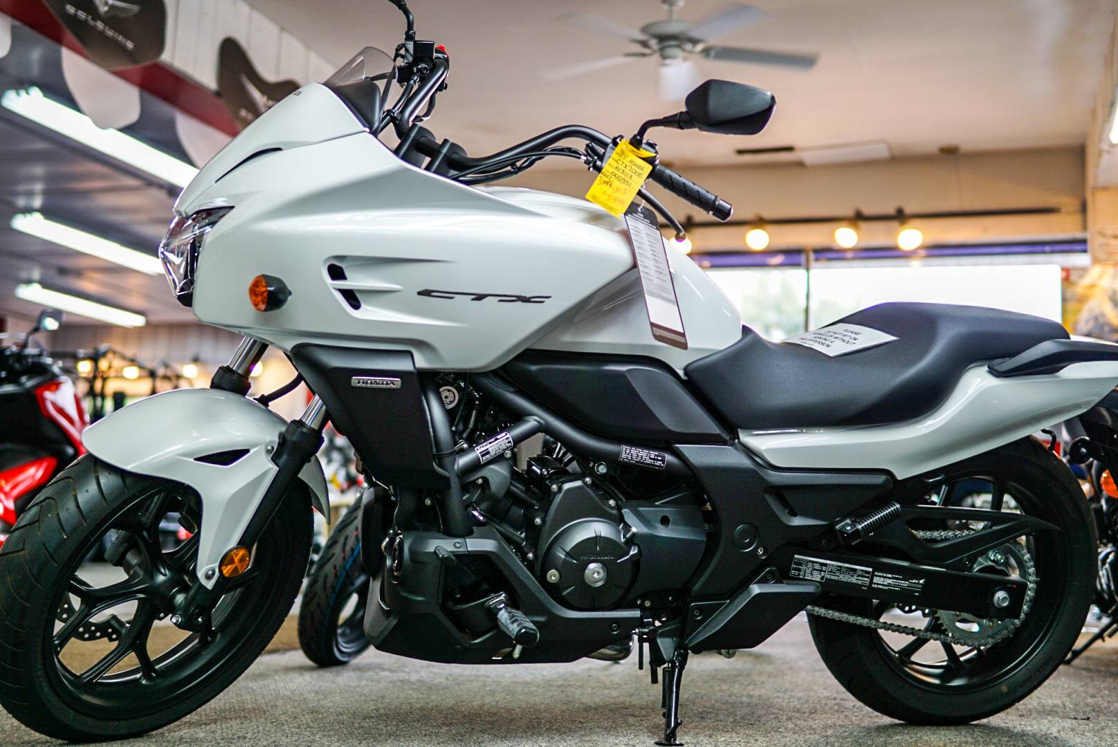 Обзор мотоцикла honda ctx700 / ctx700n