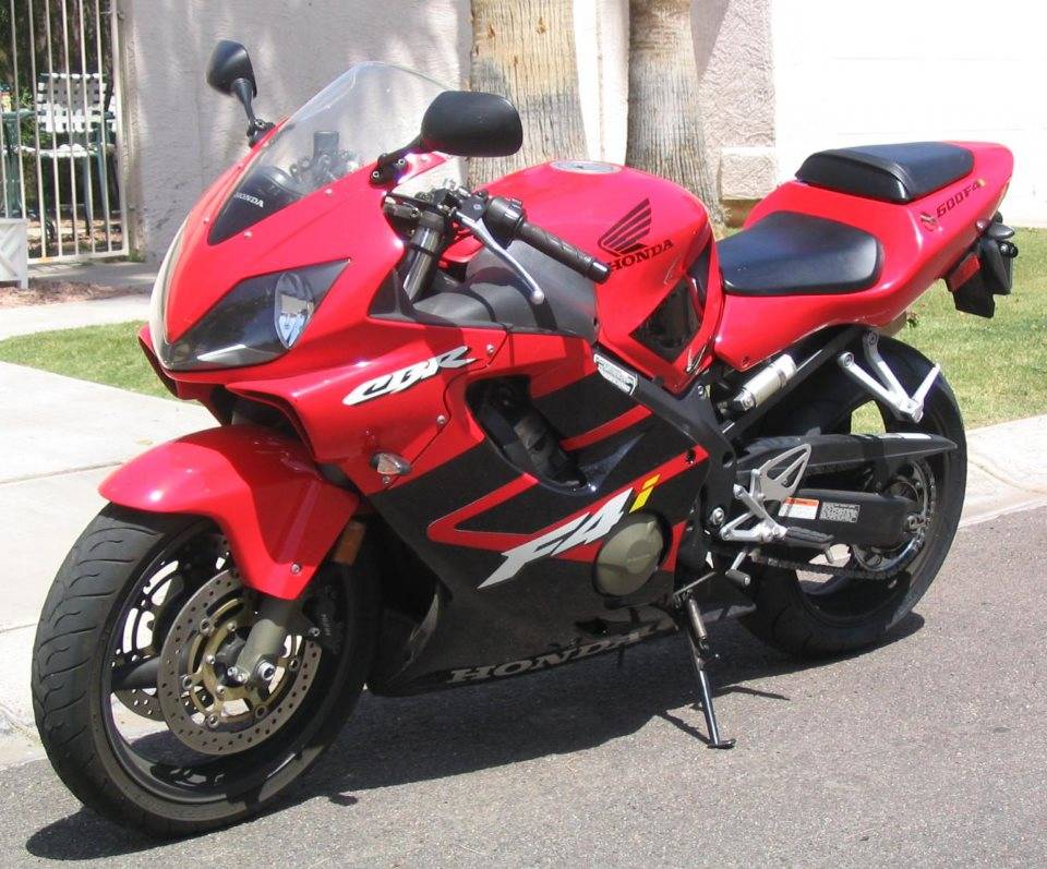 Мотоцикл honda cbr 600 f4i 2002