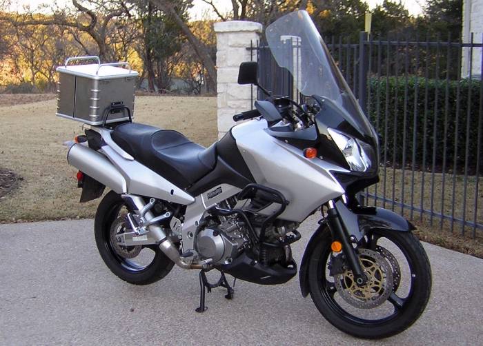 Suzuki v Strom 1000 XT