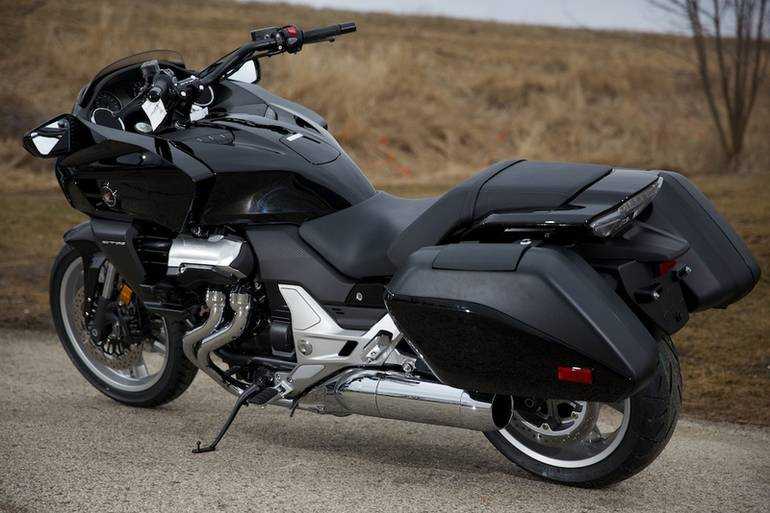 Отзывы владельцев honda ctx1300