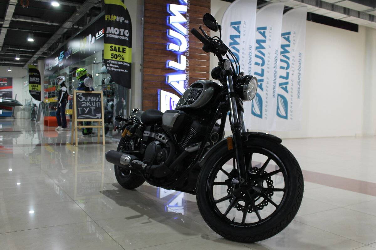 Болт мотоциклы. yamaha xv950 bolt.простор для фантазии