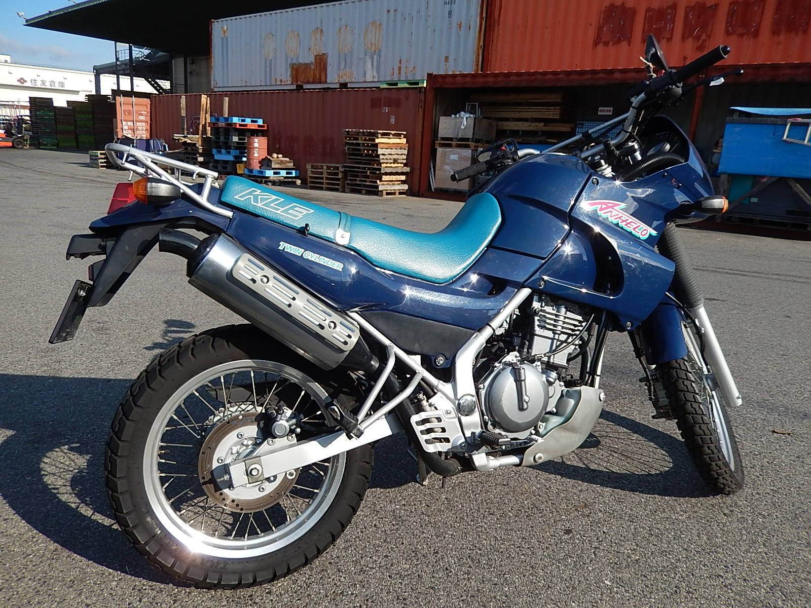 Kawasaki kle 250 anhelo — это туристический эндуро
