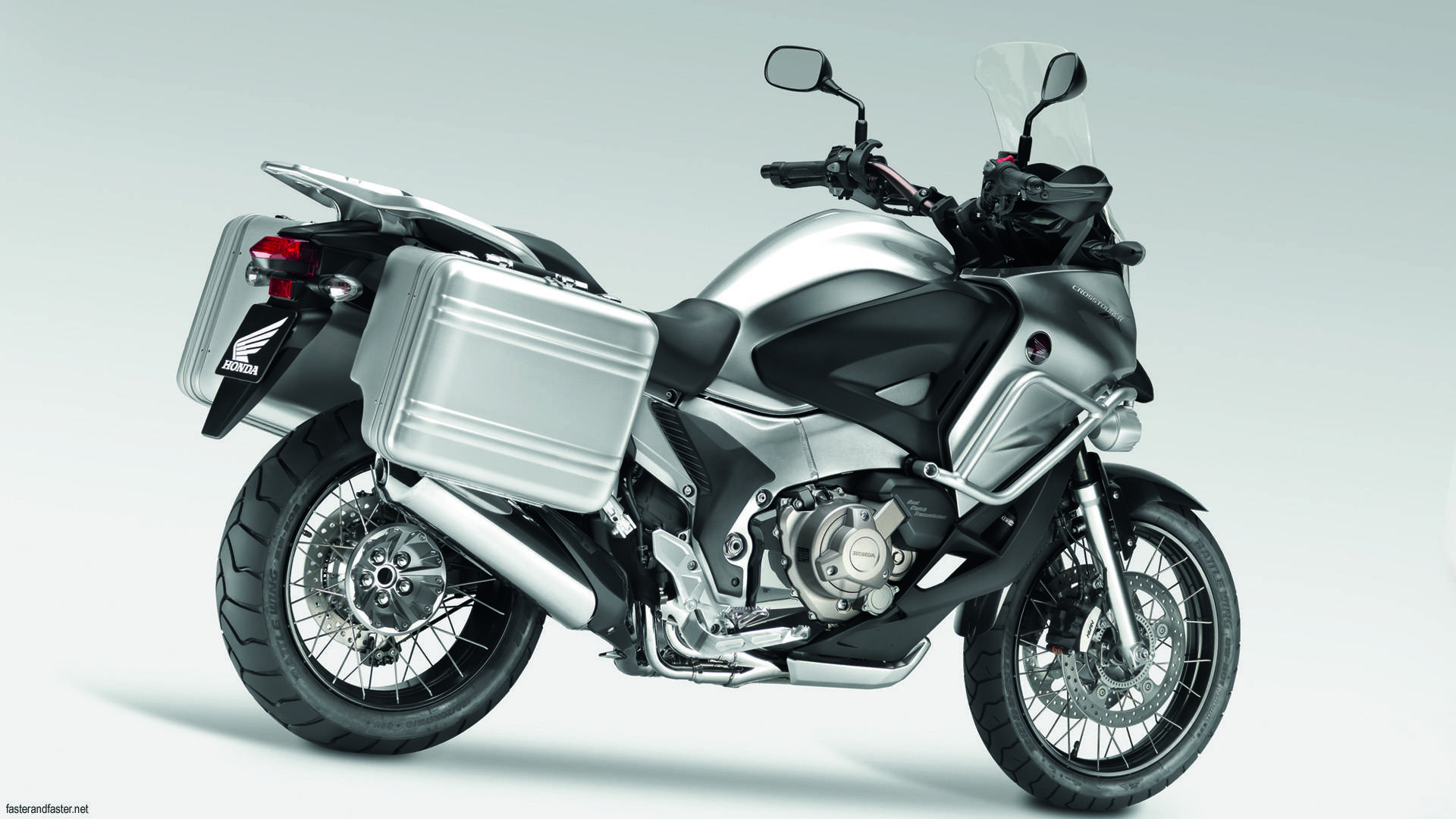 Honda vfr 1200 x crosstourer - обзор, технические характеристики | mymot - каталог мотоциклов и все объявления об их продаже в одном месте