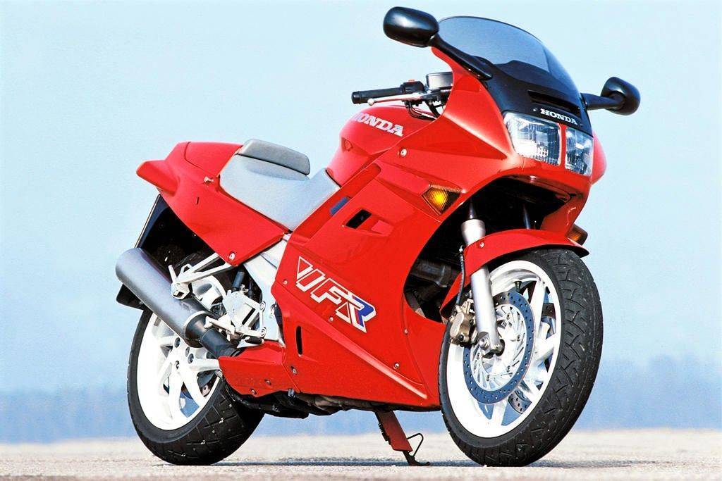 Мощный призер honda vfr750 ⋆ на mototechno.ru