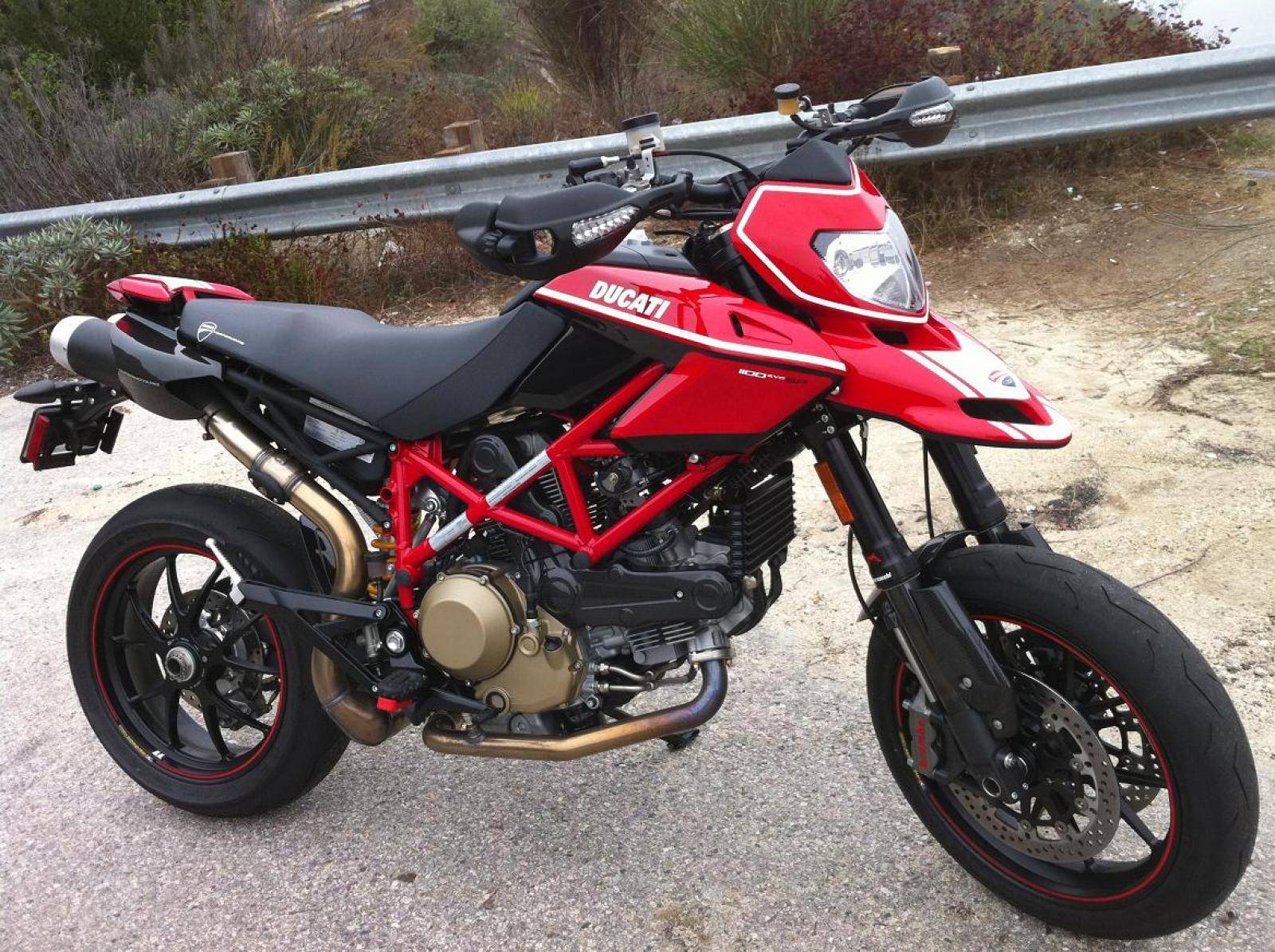 Ducati hypermotard 1100 & 1100s (2007-2012): [ review & buying guide ]