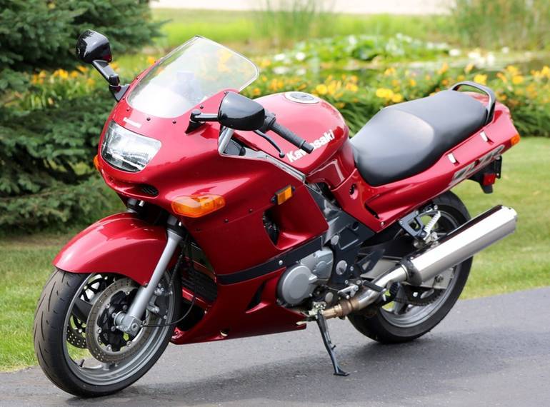 Тест-драйв мотоцикла kawasaki zzr600 от motoviewer.