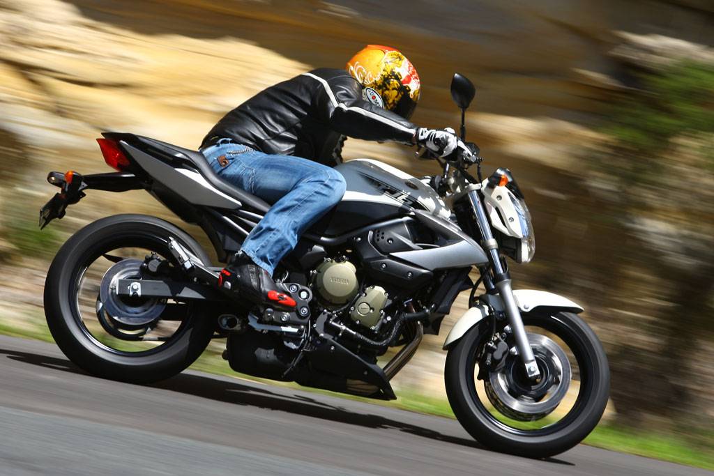Yamaha xjr 1200 - обзор, технические характеристики | mymot - каталог мотоциклов и все объявления об их продаже в одном месте