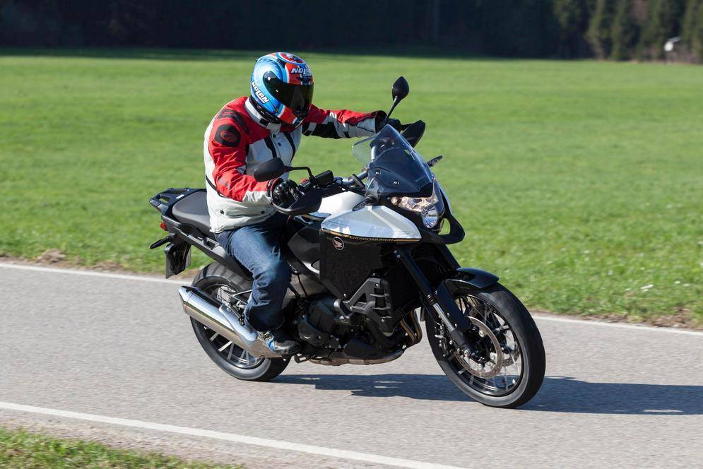 Тест suzuki v-strom 1000 xt: когда хочется чего-то универсального