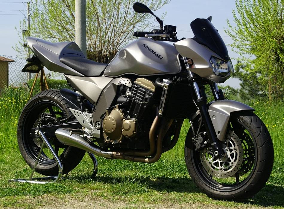 Kawasaki z750 (z750s, z750r)