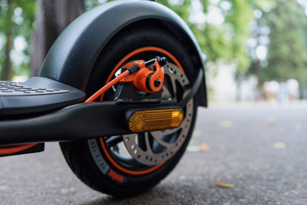 Обзор электросамоката ninebot kickscooter es: всё внутри!