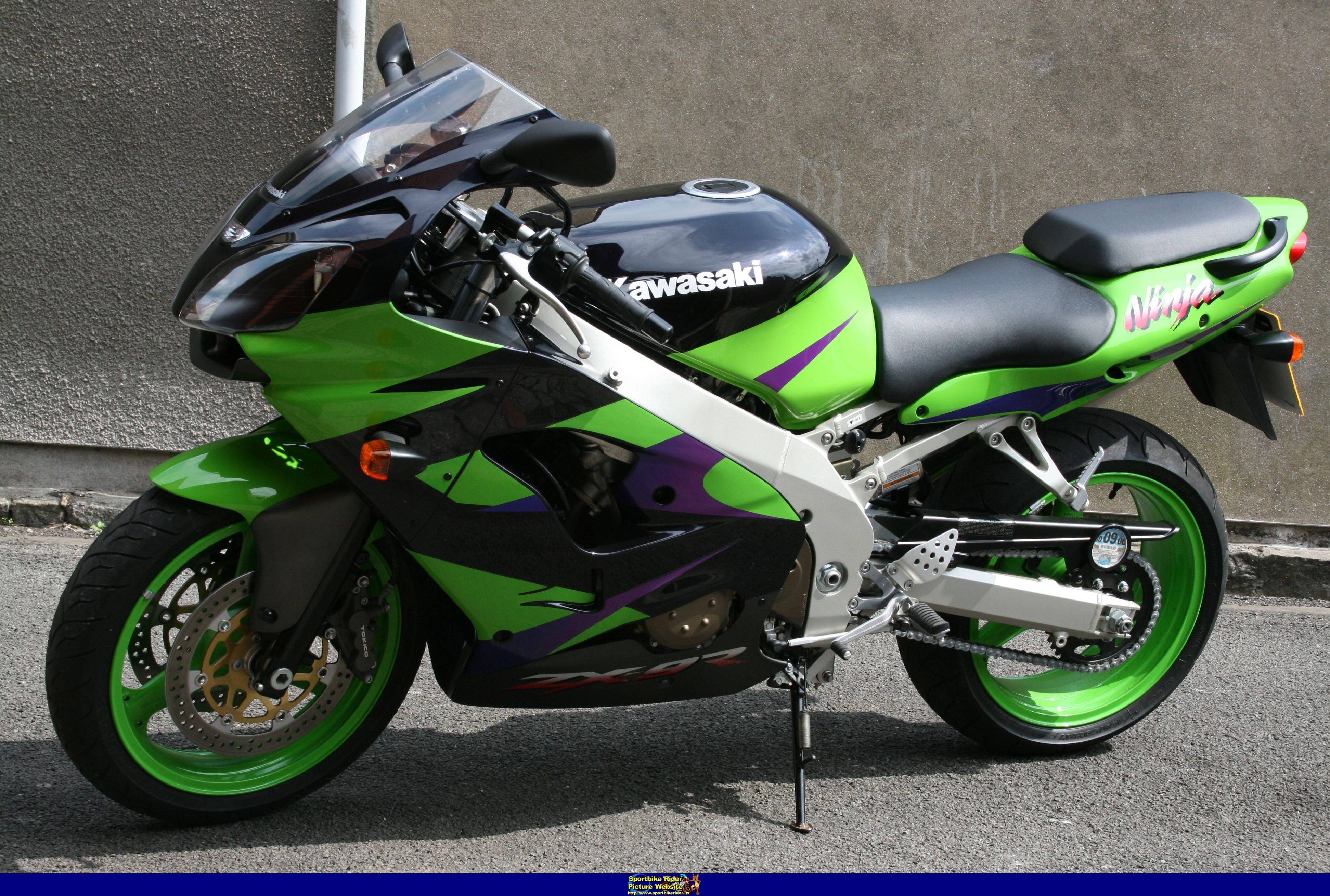 Мотоцикл купить 9. Kawasaki Ninja zx9r. Kawasaki zx9r 1994. Kawasaki zx9r 2003. Kawasaki zx9r 2000.