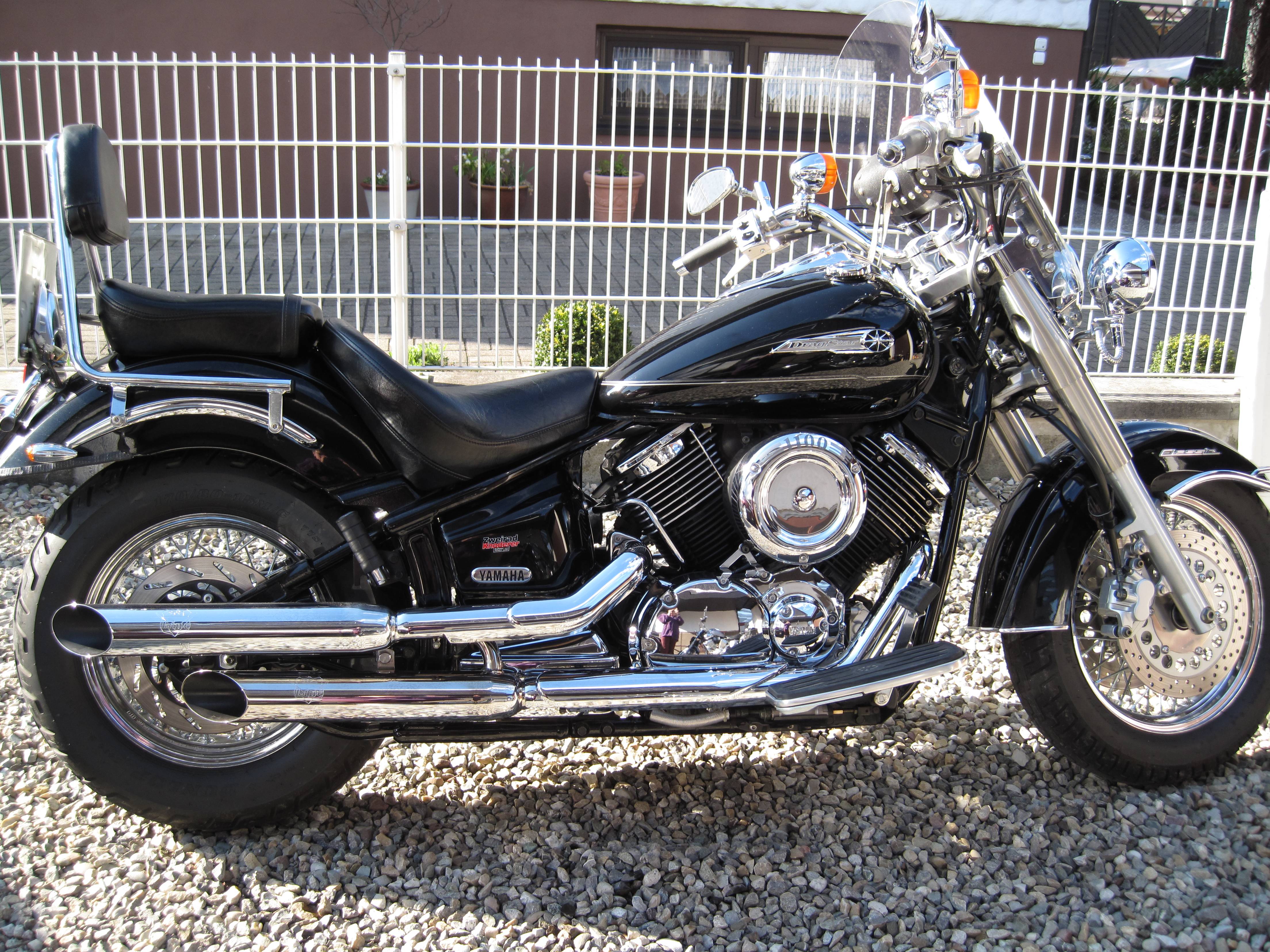 Yamaha xvs 1100 drag star