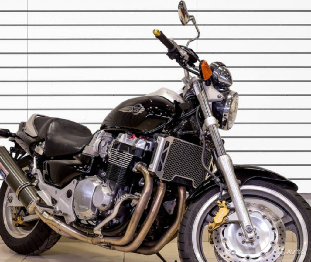 Honda x 4 - обзор, технические характеристики | mymot - каталог мотоциклов и все объявления об их продаже в одном месте
