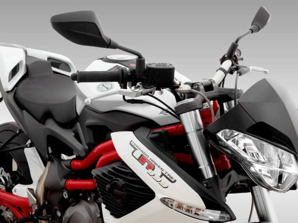 Bike models 2012: new benelli tnt 899 cafe racer lands