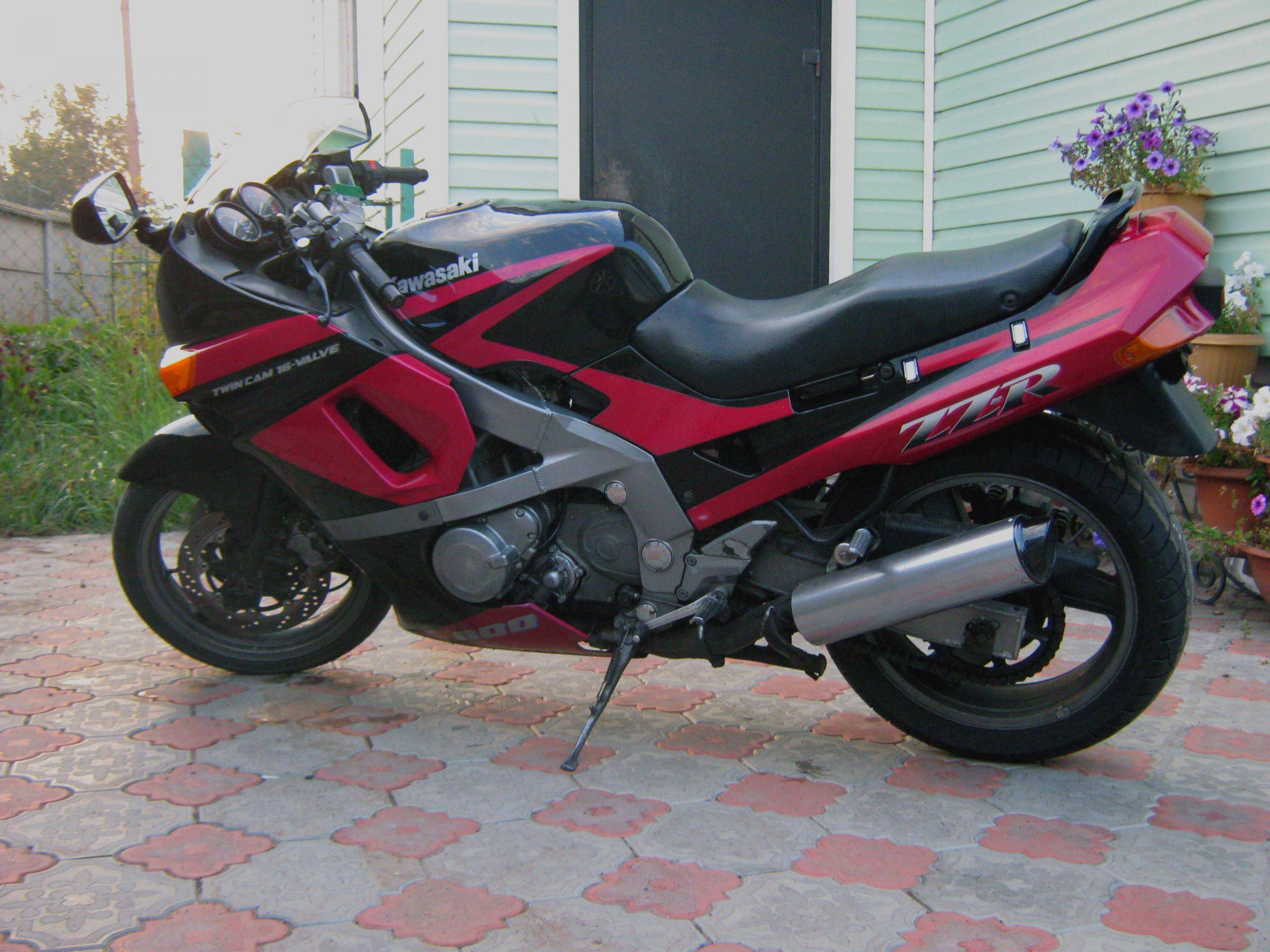Спортивный турист kawasaki zzr 400