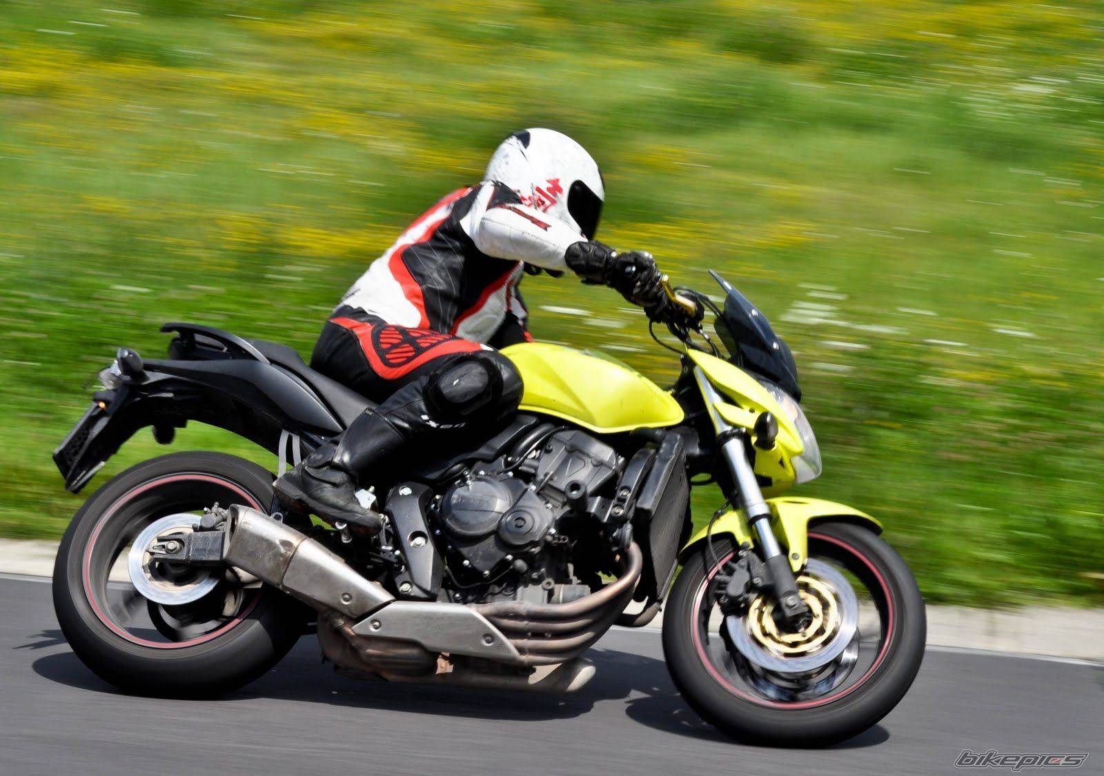 Honda cb900r