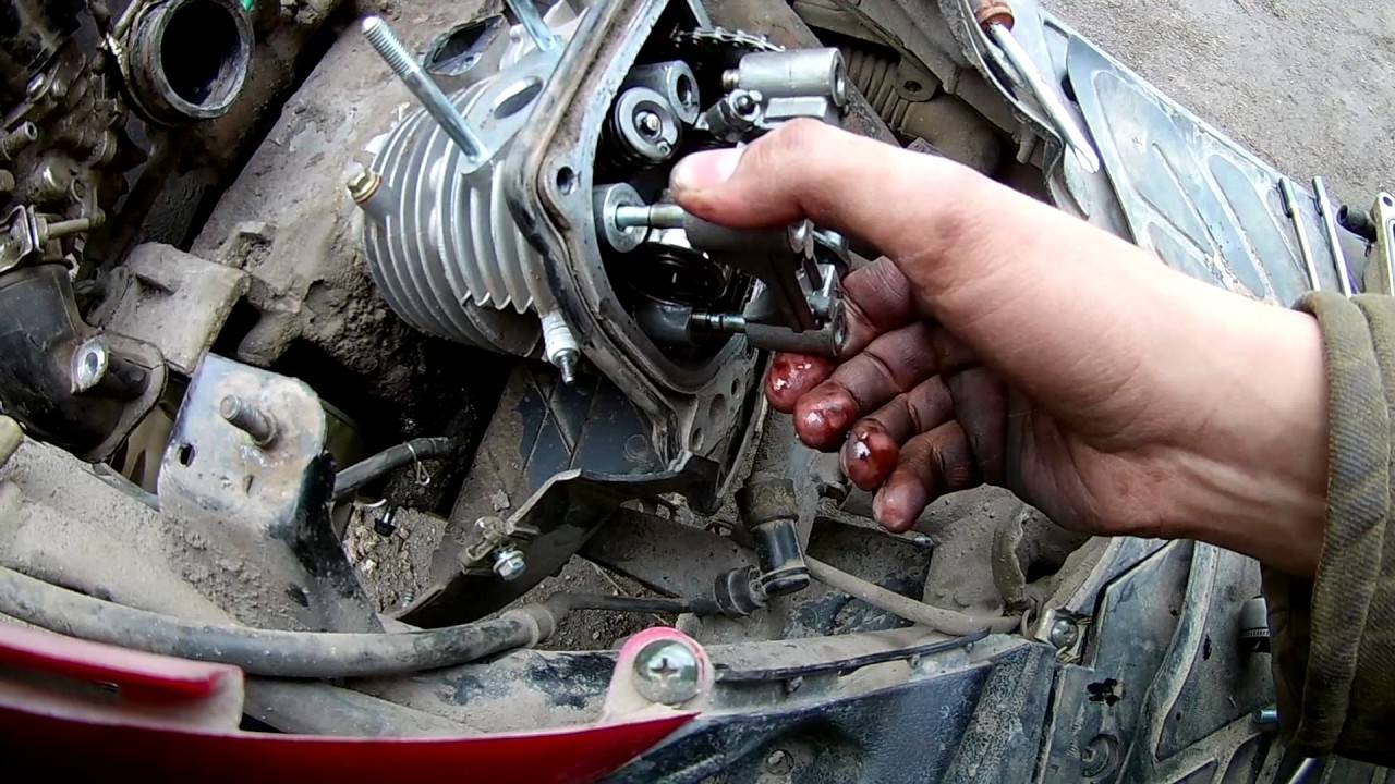 Замена поршневой на скутере, инструкция