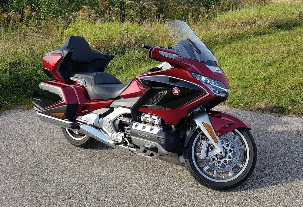 Обзор мотоцикла honda gl1800 gold wing (2018+) + tour