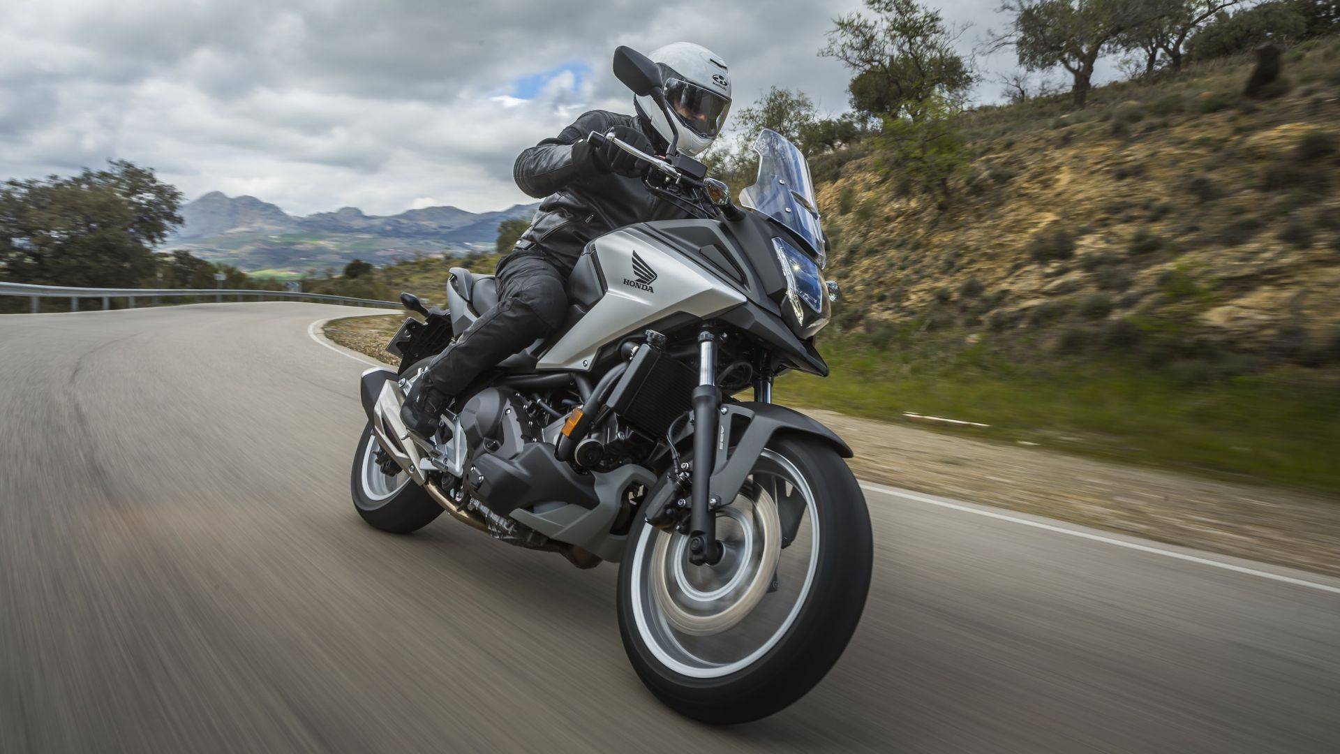 Обзор мотоцикла honda nc 700 (nc 750)