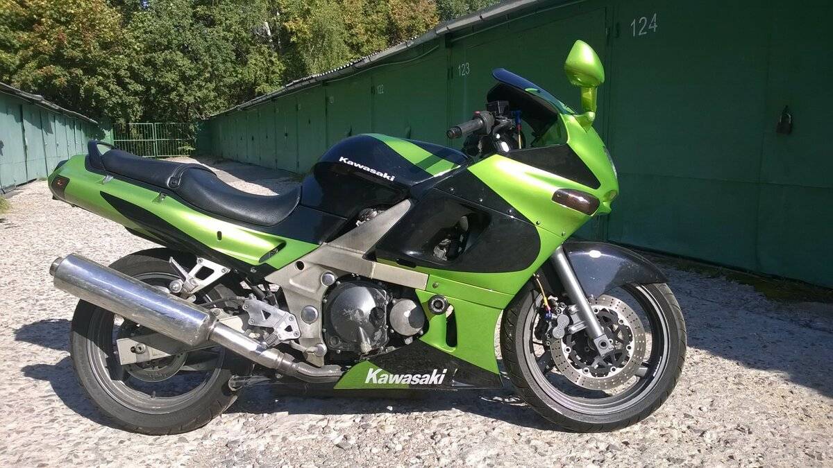 Kawasaki zzr 400. обзор и технические характеристики.