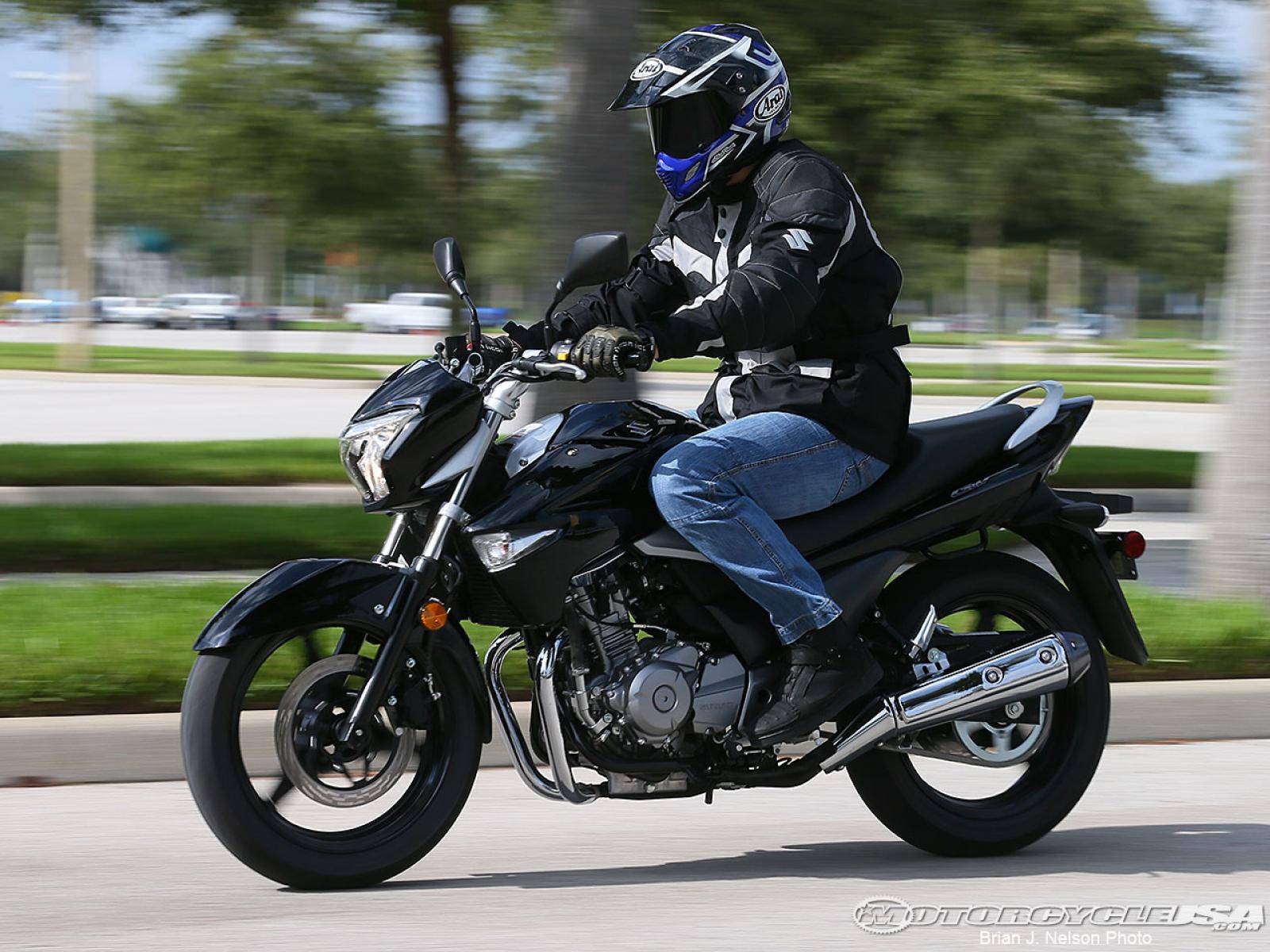 Suzuki gw250 (gsr 250, inazuma 250): review, history, specs - bikeswiki.com, japanese motorcycle encyclopedia