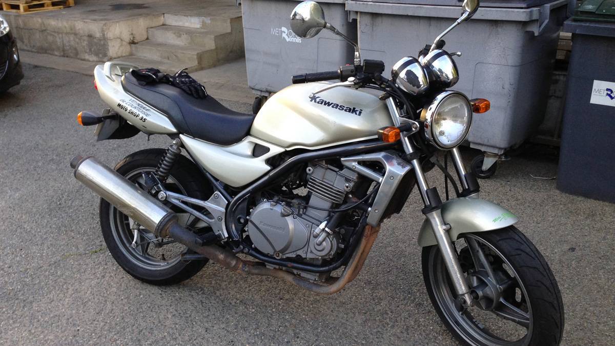 Endurance test kawasaki er-5 twister