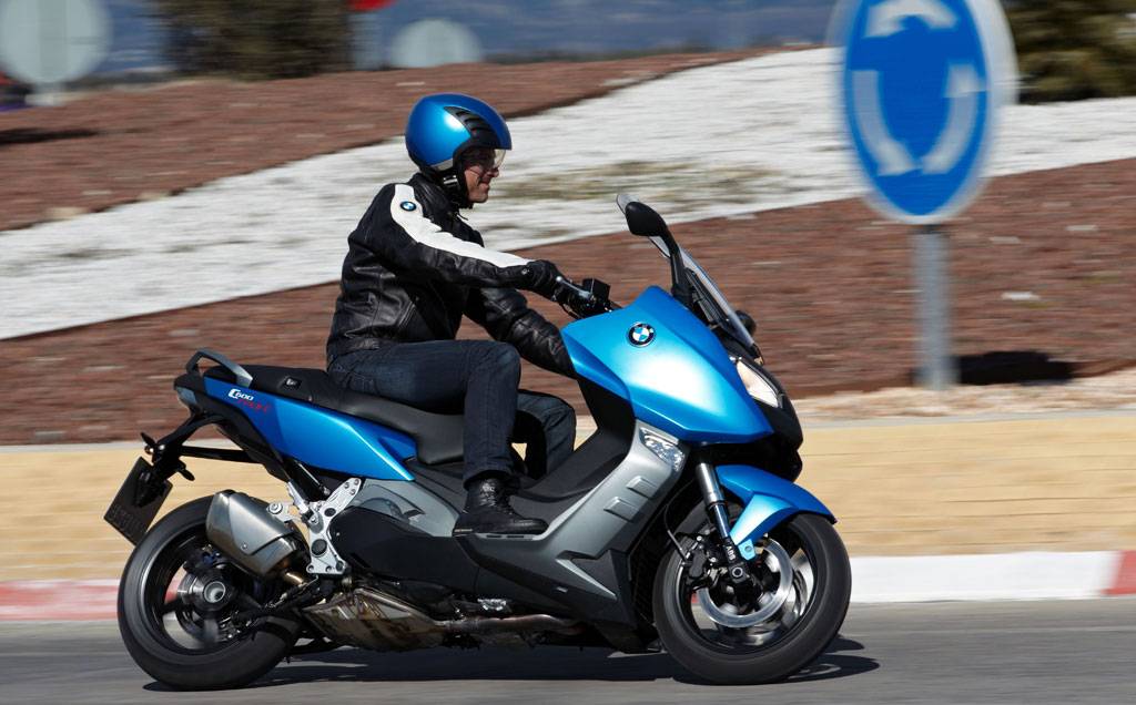 Bmw c600 sport - do-it-yourself video guides