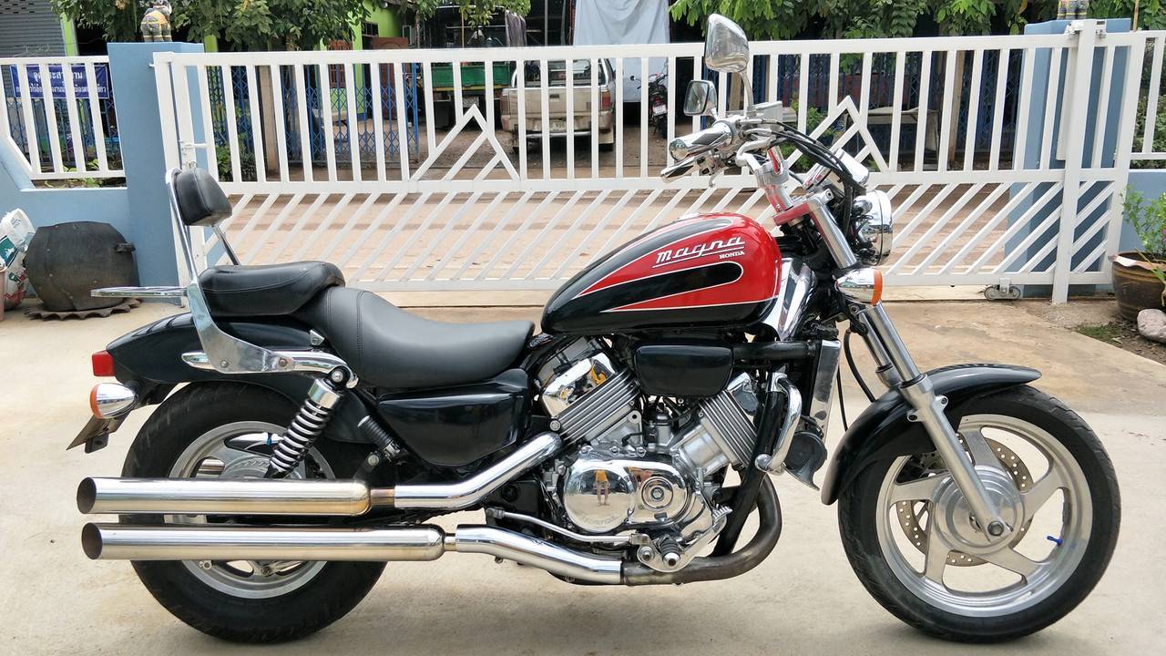 Обзор круизёра honda magna 750 и технические характеристики (+фото)