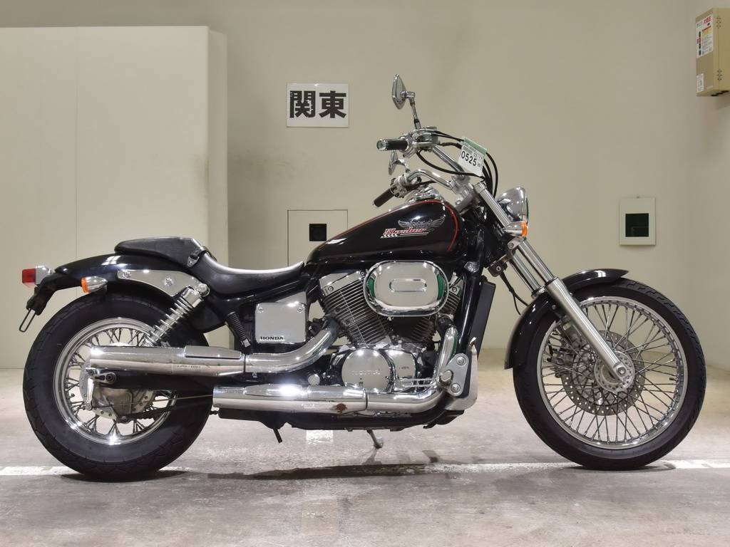 Мотоцикл honda shadow slasher 400 2000