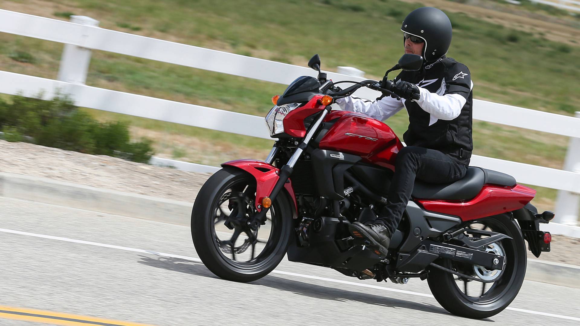 Мотоцикл honda ctx 700n dct abs 2014 - разъясняем основательно