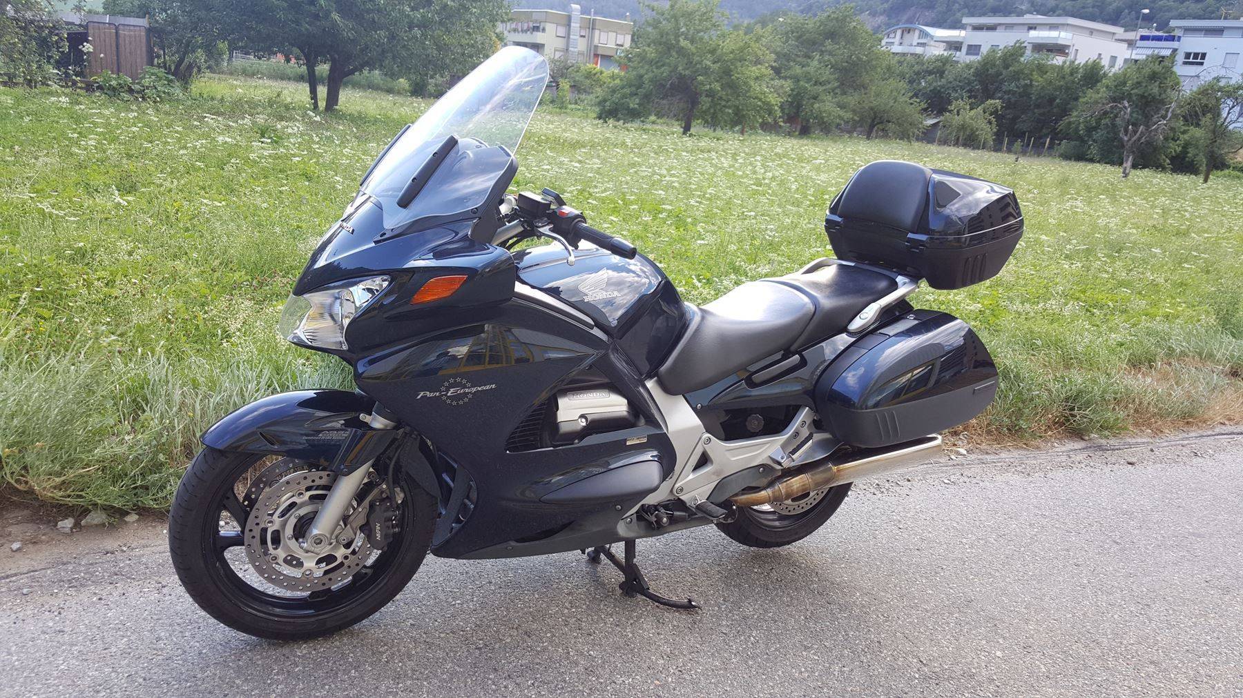 St 1300 pan european