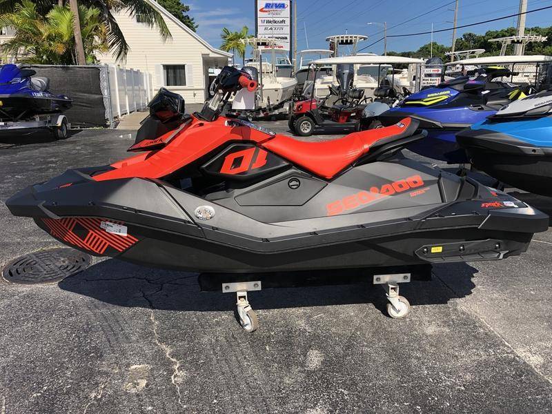 BRP Spark 2-up 900 HO ACE IBR