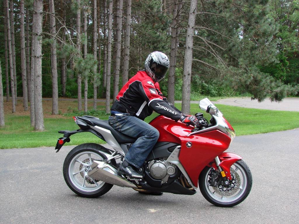 Honda cbr250r (2011-2013) - review & used guide