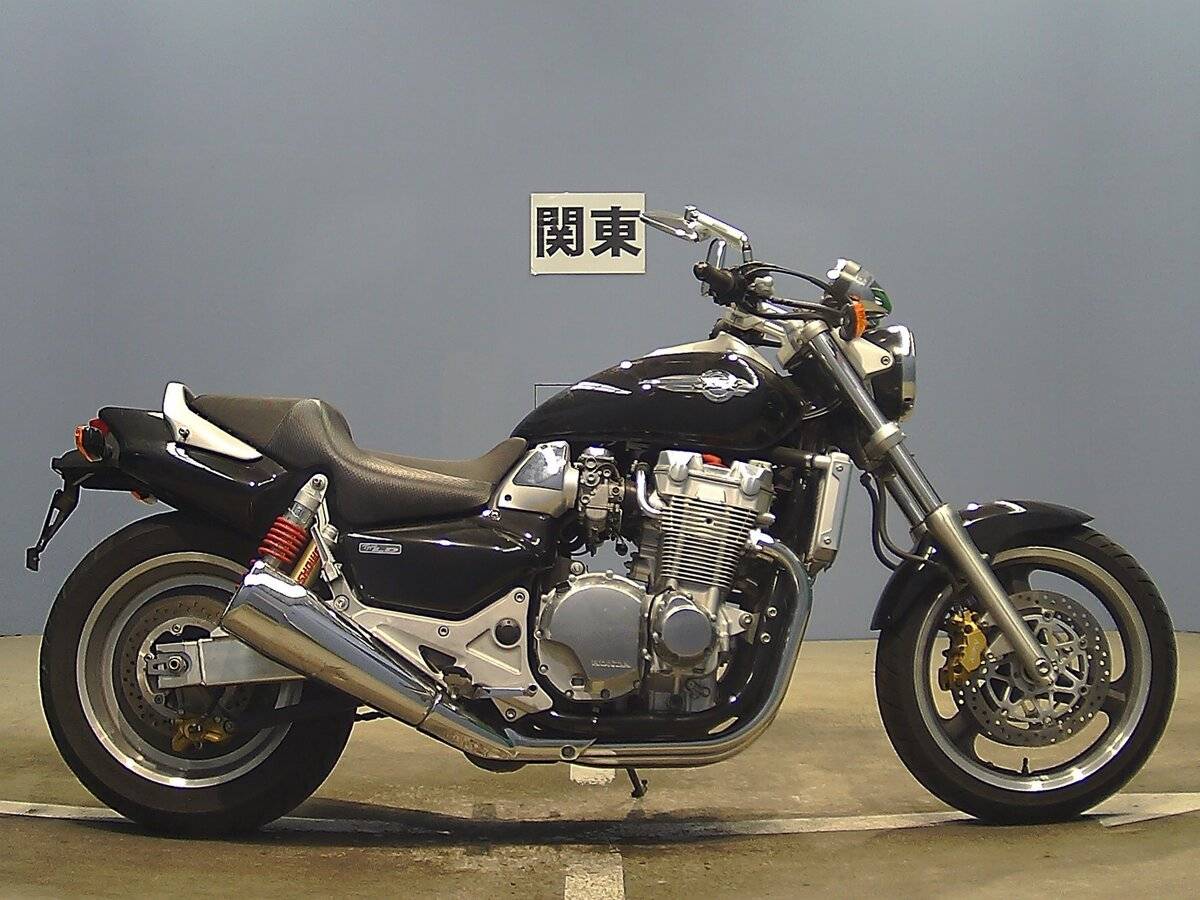 Мотоцикл honda x4 1997 - рассматриваем суть