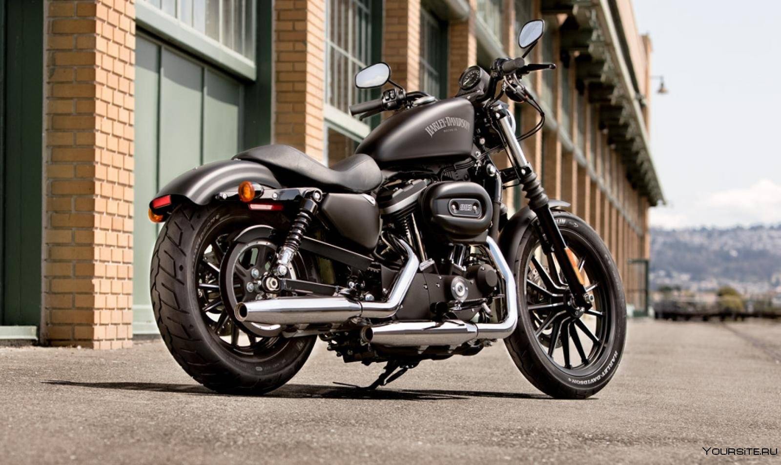 Harley davidson iron 883