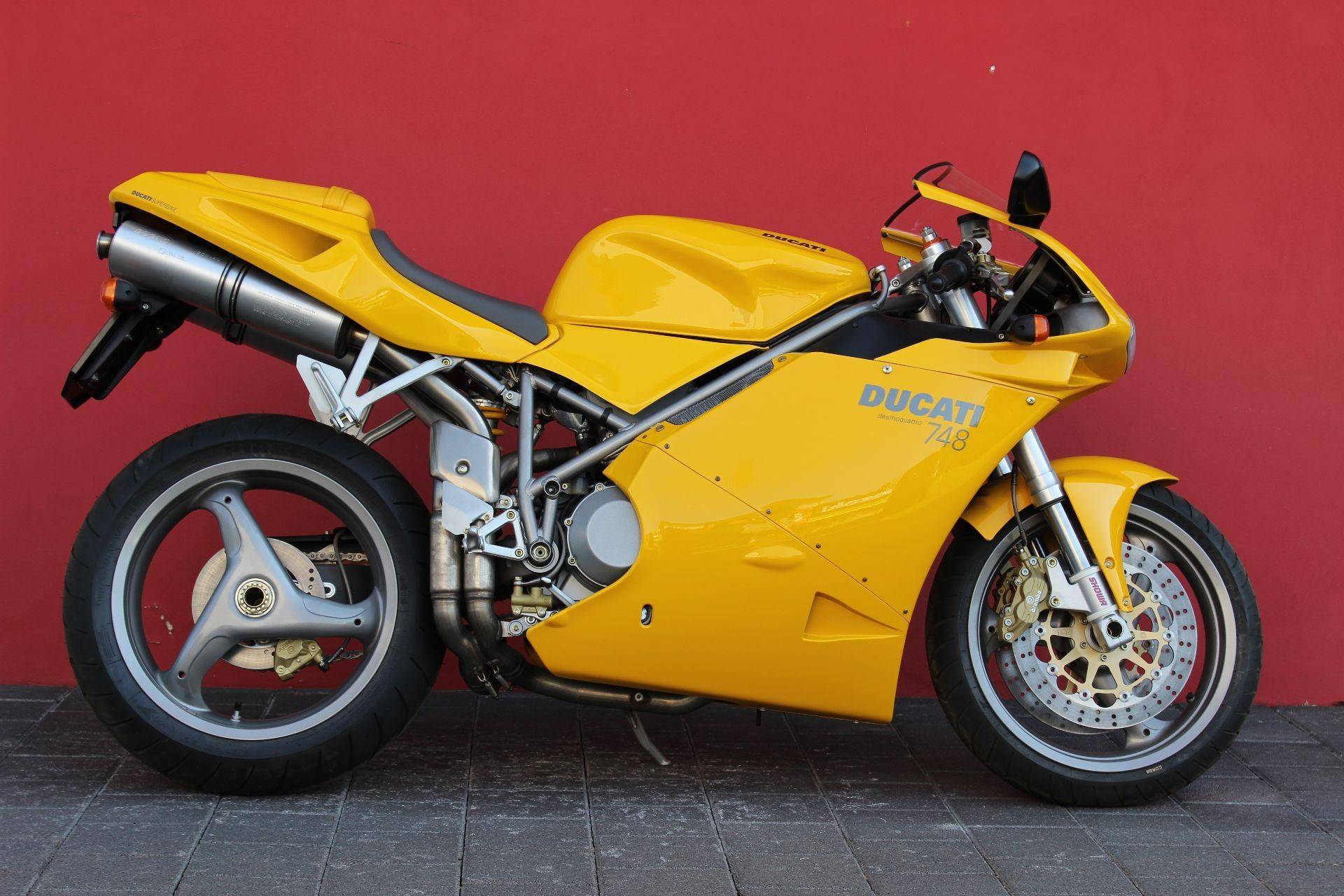 Ducati 748 (1994-2003) review & used buying guide | mcn