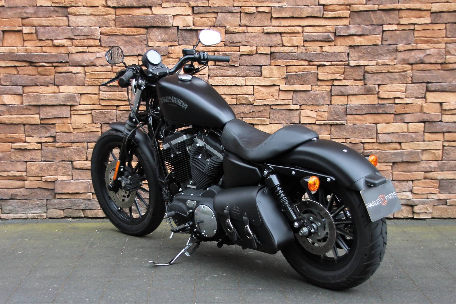 Harley-davidson xl883n iron (2009-) review