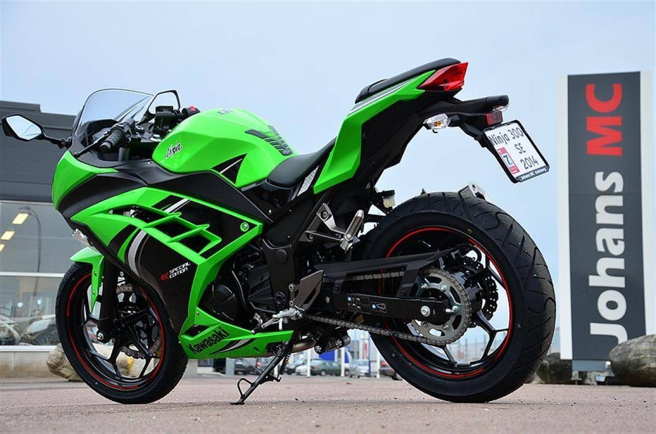 Обзор мотоцикла kawasaki ninja 300 - легкий маневренный байк | ⚡chtocar