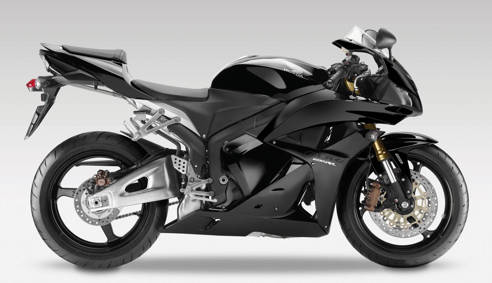 Мотоцикл honda cbr 600 rr