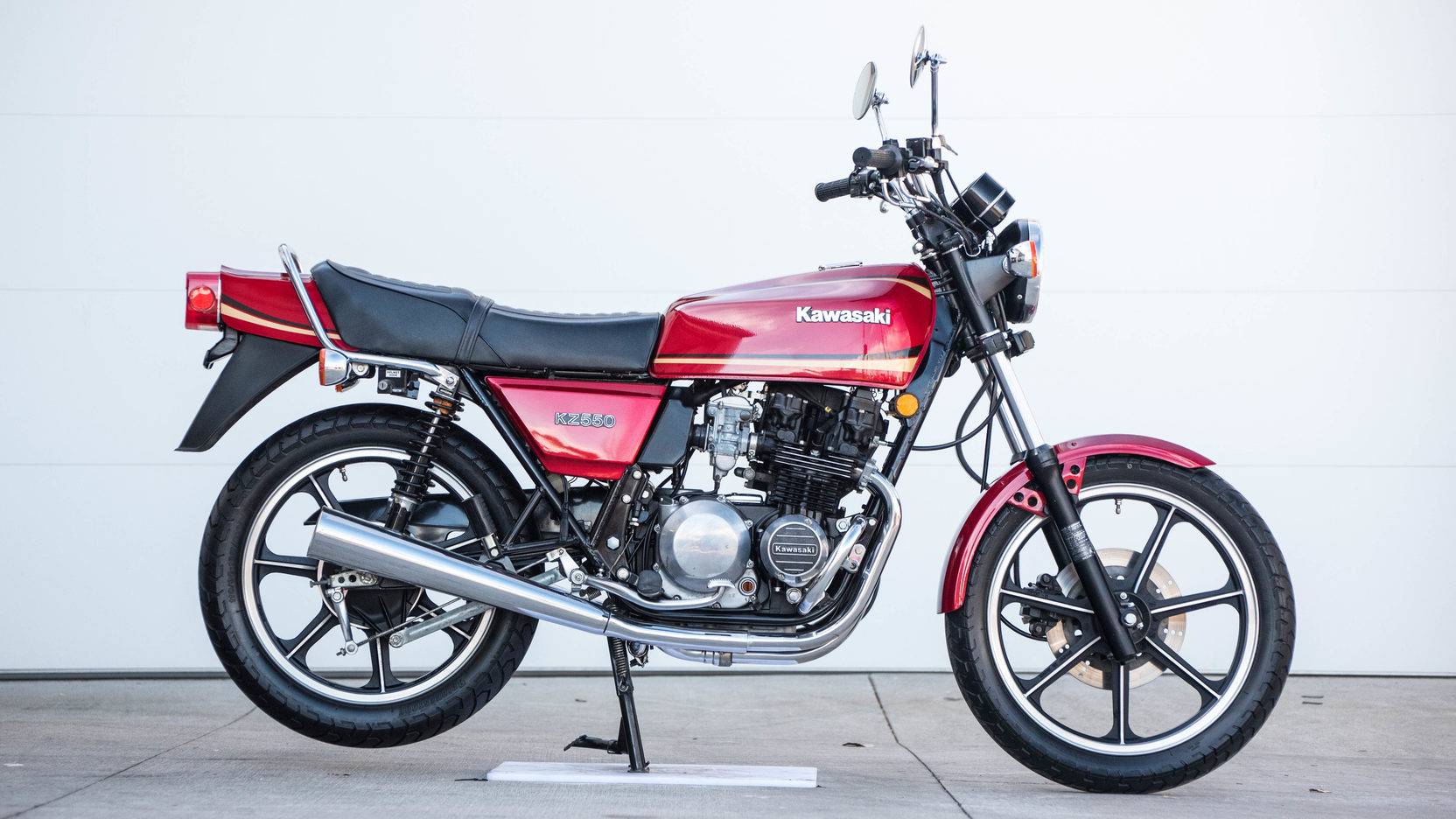 Мотоцикл kawasaki kz 550 c