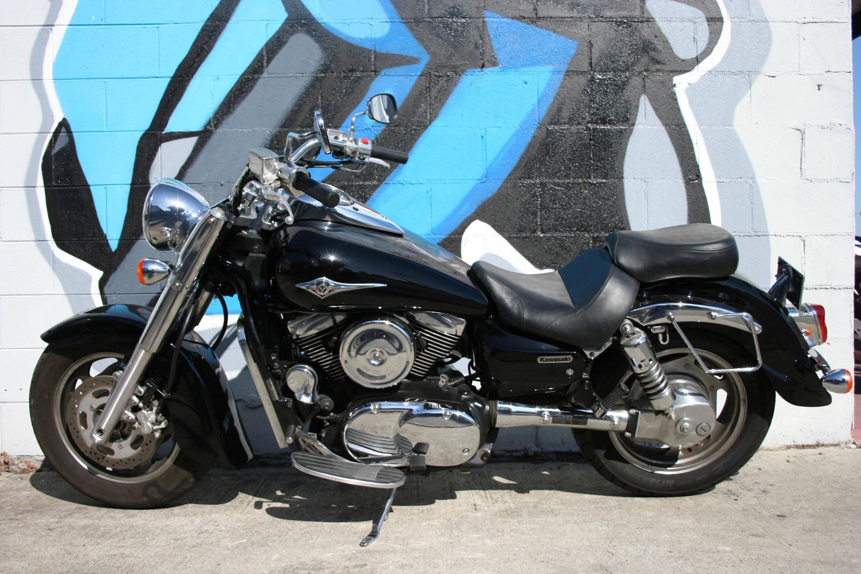 Мотоцикл kawasaki vn 1600 vulcan