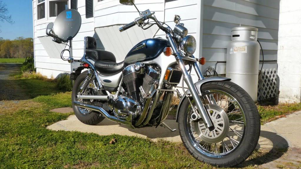 Suzuki vs1400 intruder (boulevard s83)