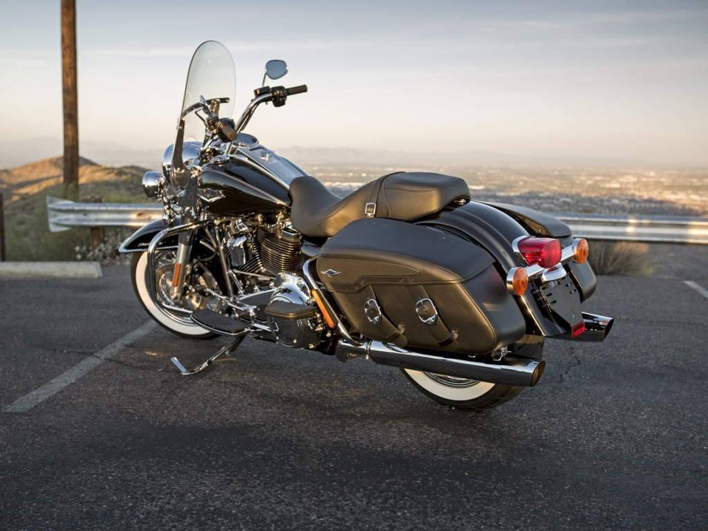 Harley-davidson cvo road king test | about motorcycles